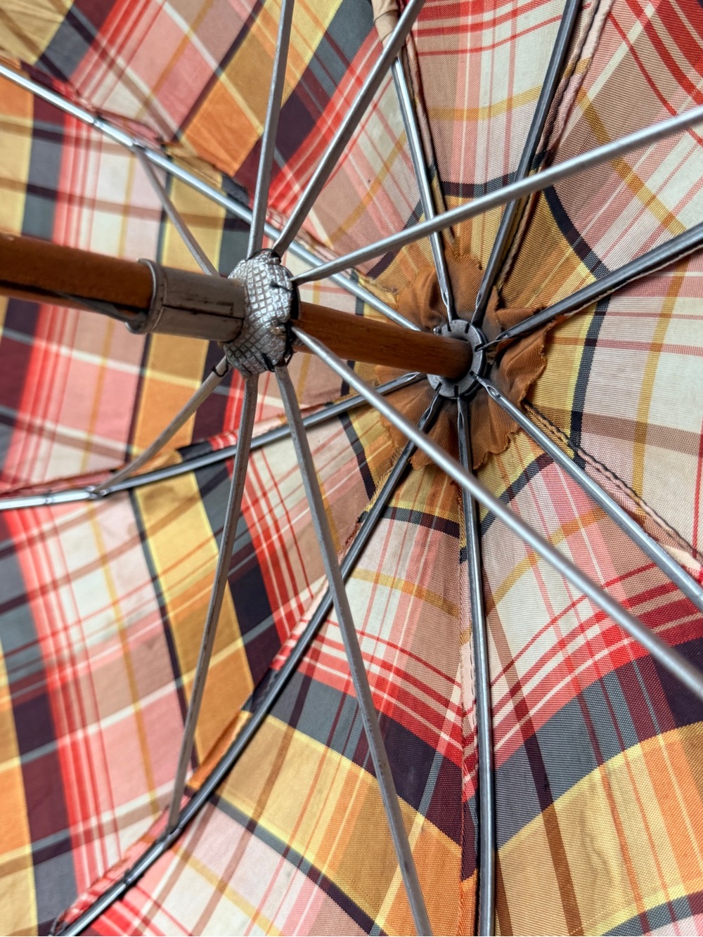 Vintage Plaid Umbrella in Brown, Tan & Gold Tones - Picture 10 of 11